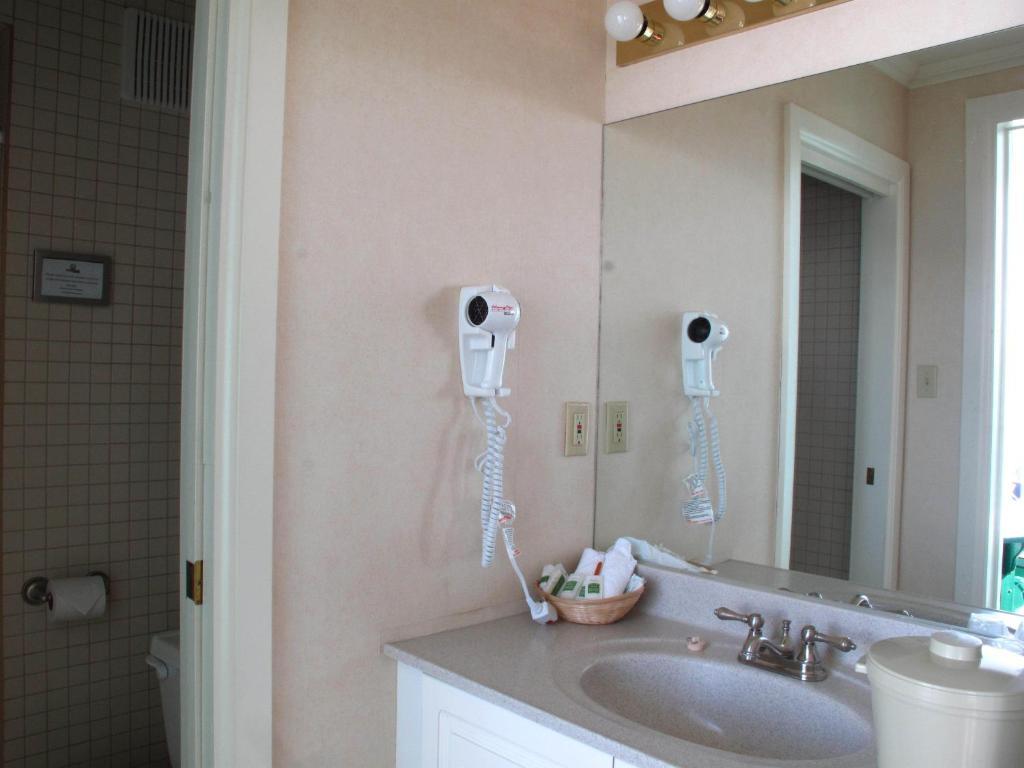 Brigantine Inn Lunenburg Eksteriør bilde