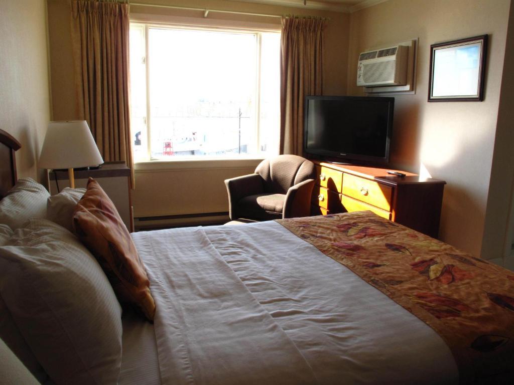 Brigantine Inn Lunenburg Eksteriør bilde